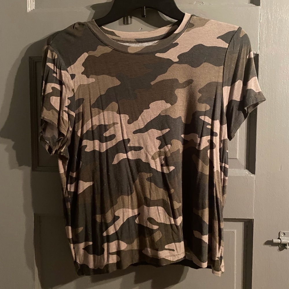 Camo t-shirt